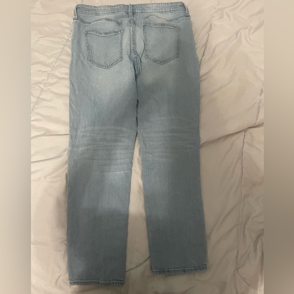 GAP Ripped Girlfriend jeans - Picture 2 of 3